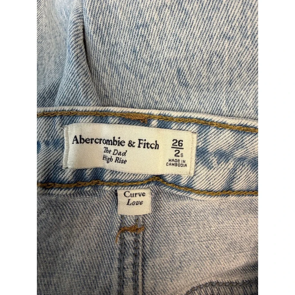 Abercrombie Fitch The Dad High‎ Rise Light Wash Distressed Knee Jeans Size 26 - Picture 12 of 13